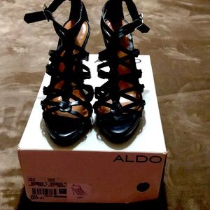 Aldo black leather strappy shoes